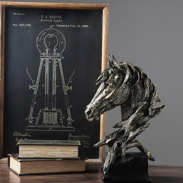 Horse Head Figurine - Image 5