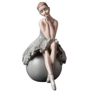 Creative Ballet Girl Figurine