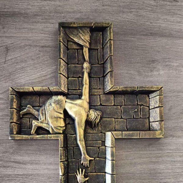 Jesus Saving the Lost Wall Cross Decor - Image 3