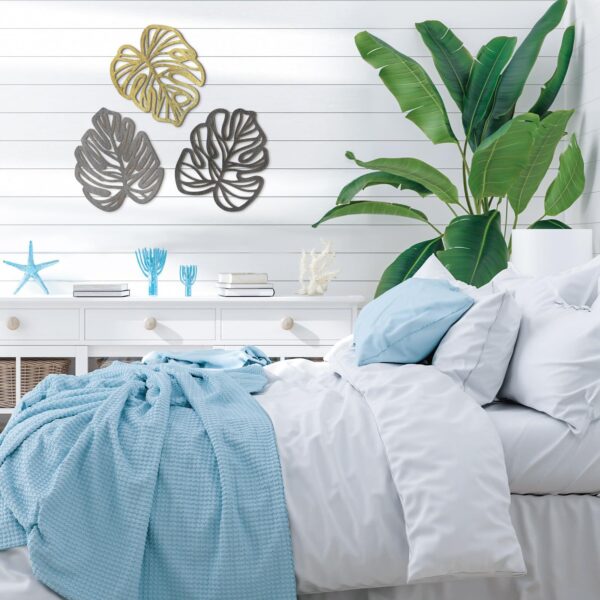 Wooden Palm Leaf Hanging Wall Sculpture - Image 2