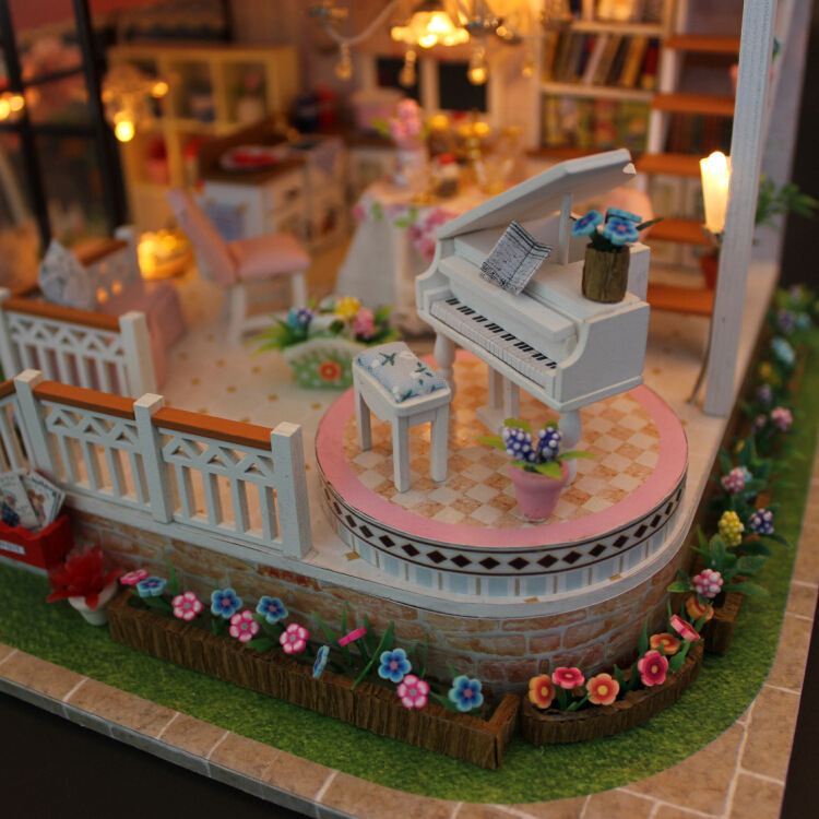 Handmade DIY Miniature House - Image 3